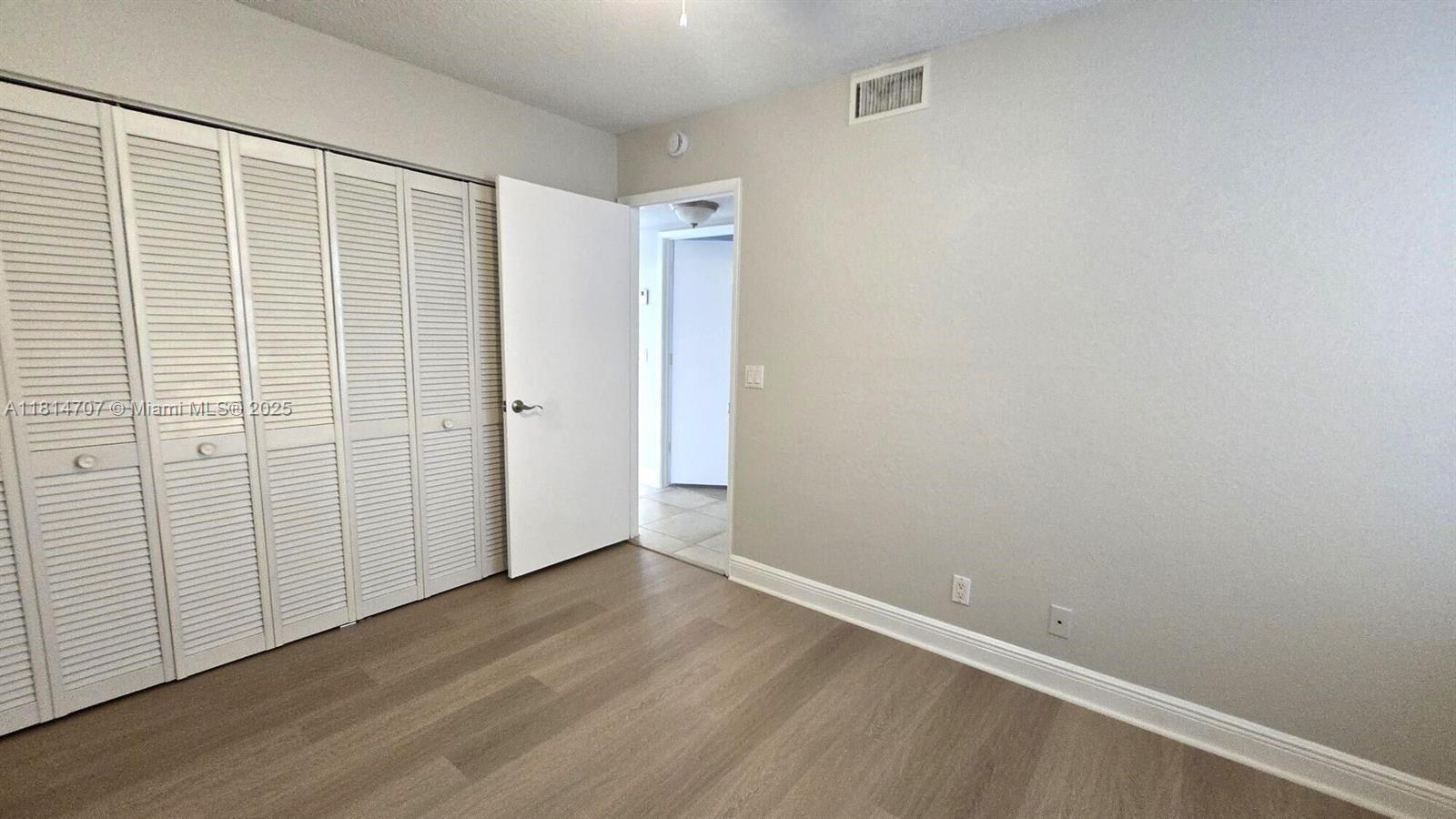 PALM BEACH PLACE CONDO - Residential Lease