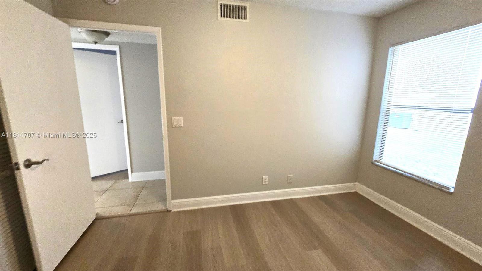 PALM BEACH PLACE CONDO - Residential Lease