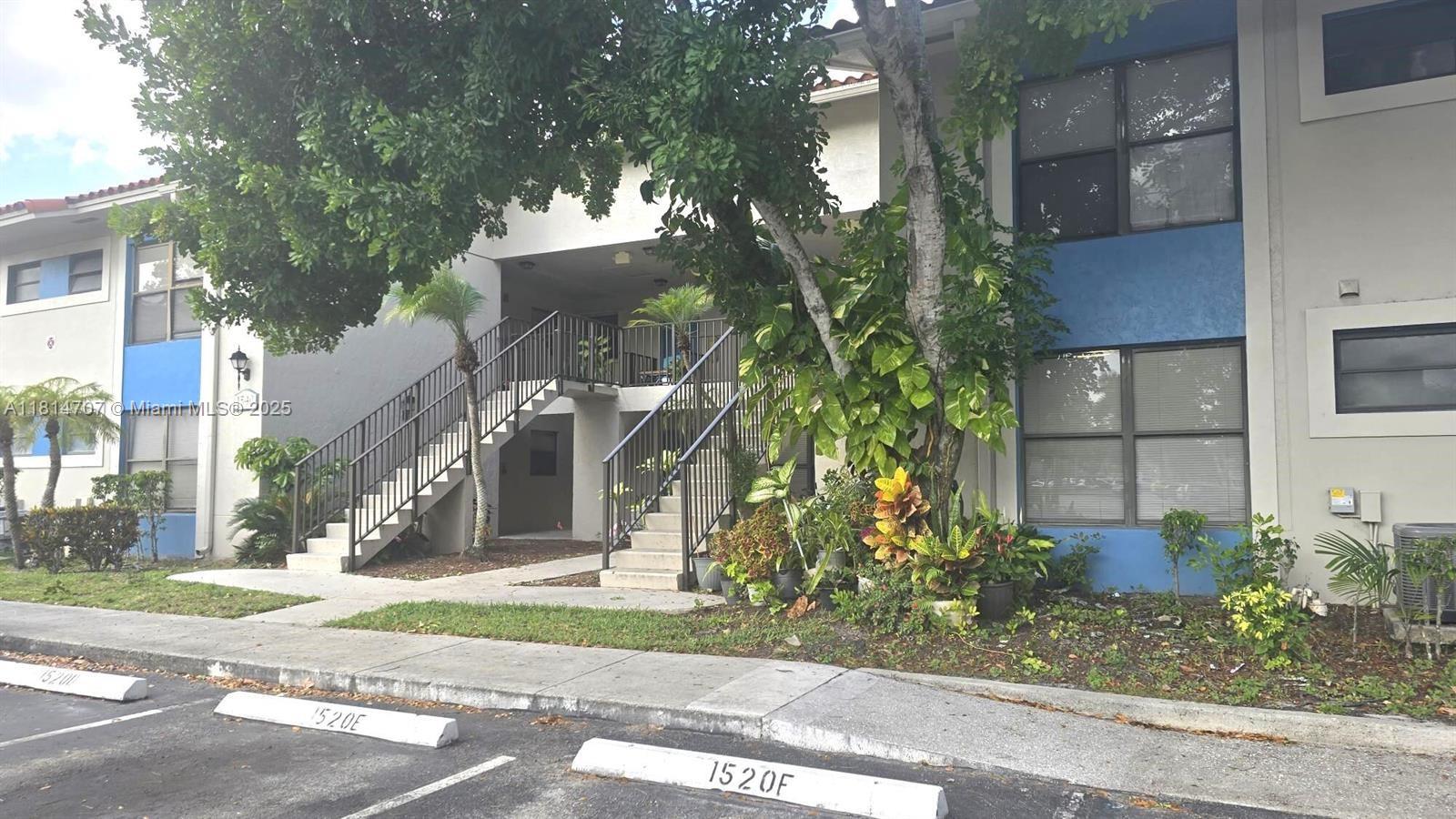 PALM BEACH PLACE CONDO - Residential Lease