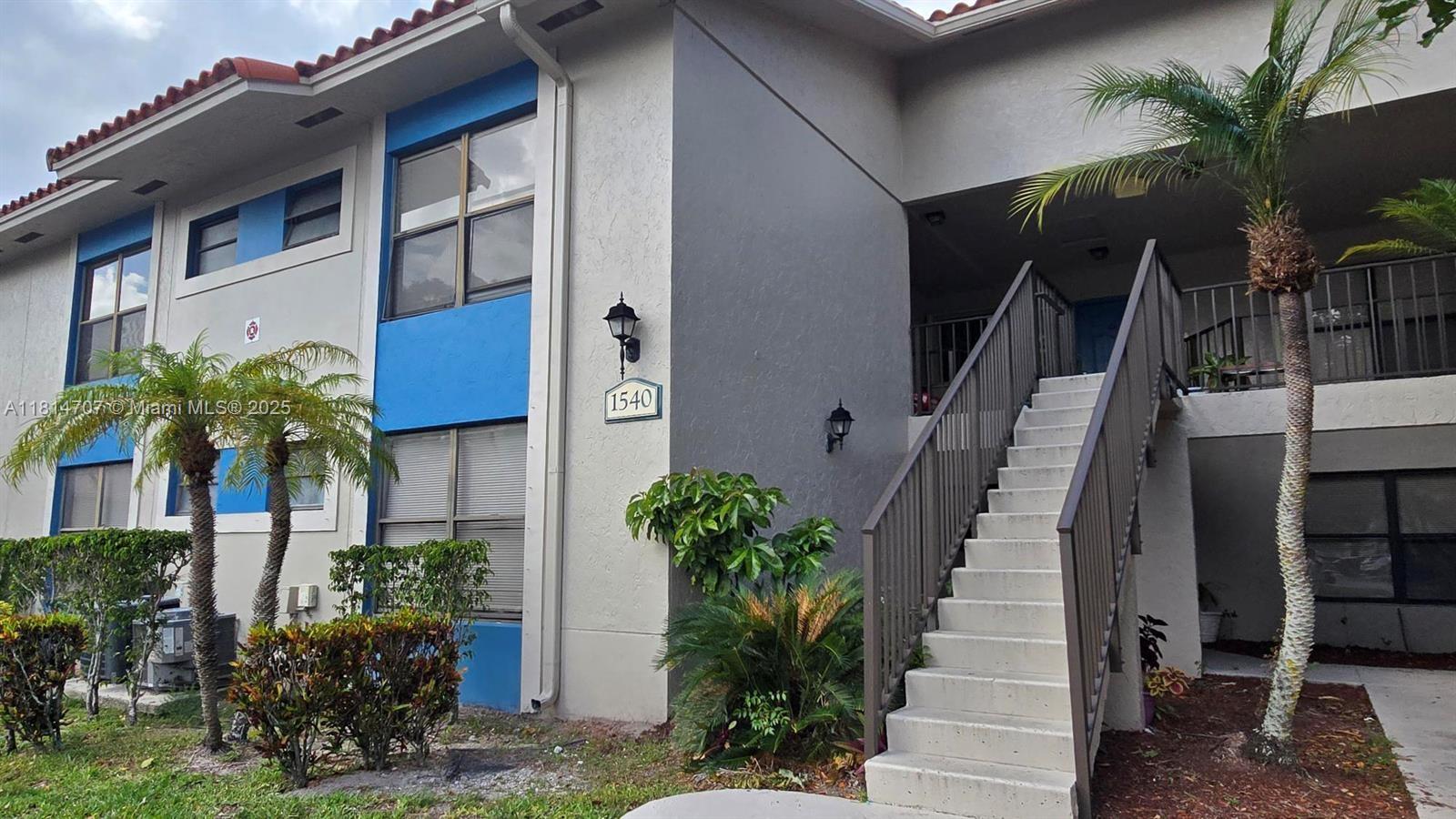 PALM BEACH PLACE CONDO - Residential Lease