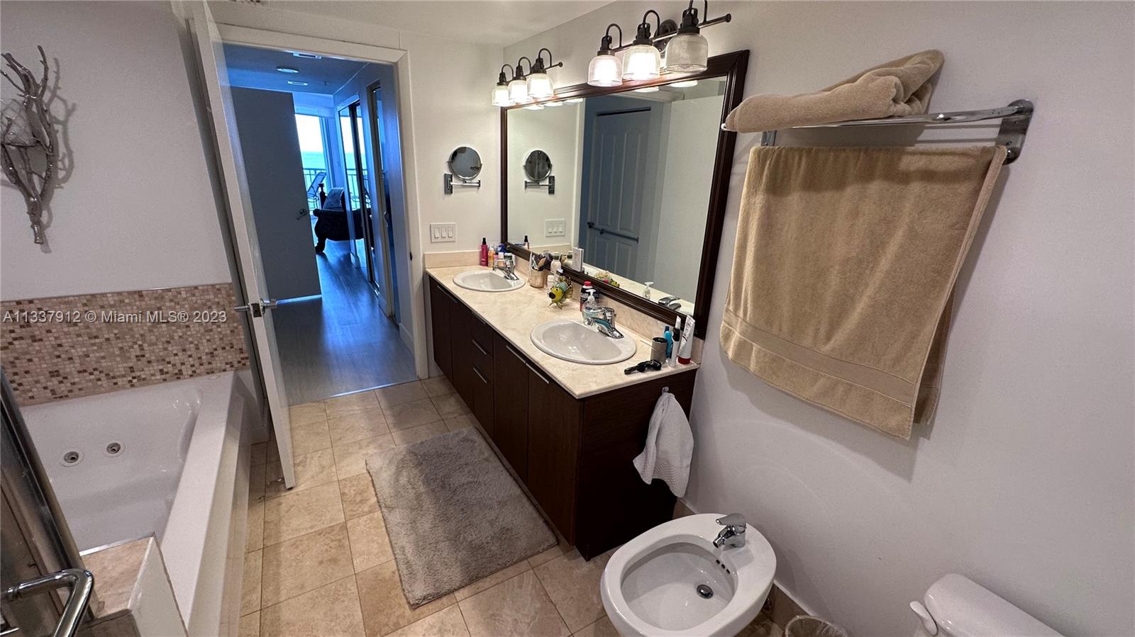 OCEAN POINT BEACH CLUB CO - Residential