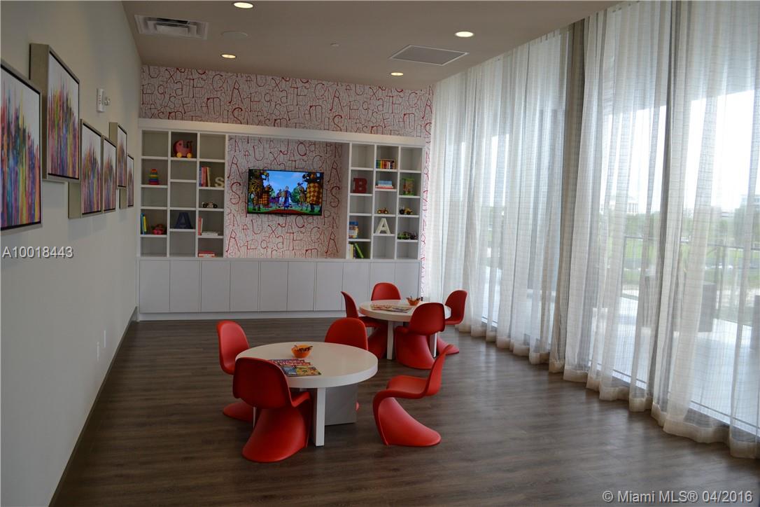 5252 PASEO - Residential Lease
