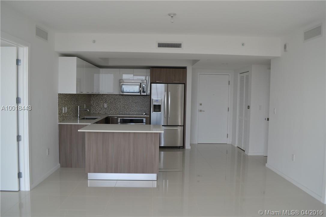 5252 PASEO - Residential Lease