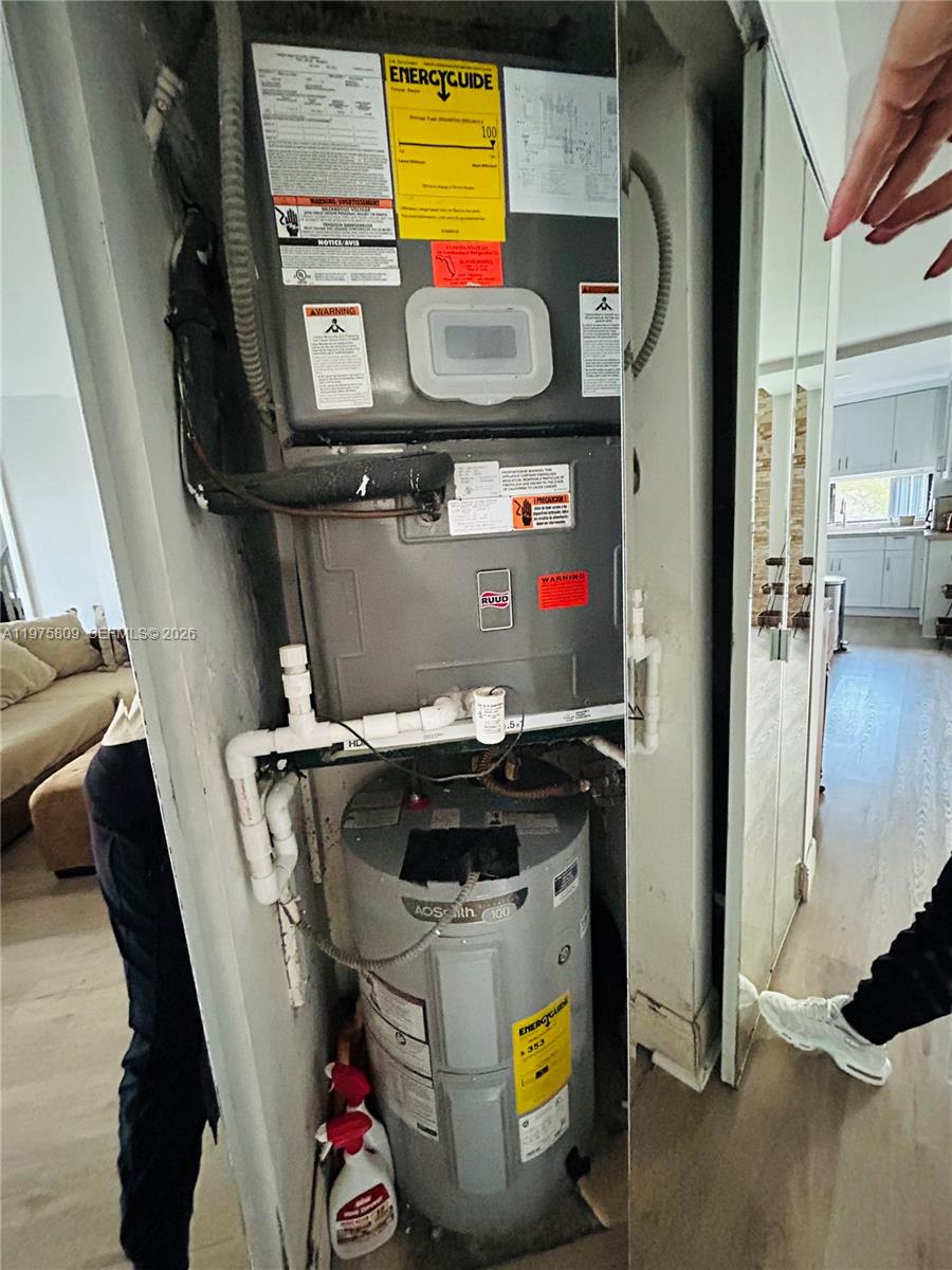 PLAZA OF AMERICAS CONDO - Residential