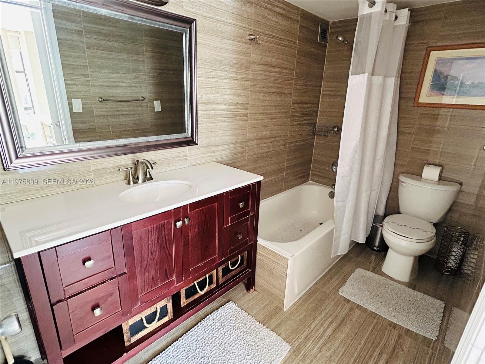 PLAZA OF AMERICAS CONDO - Residential