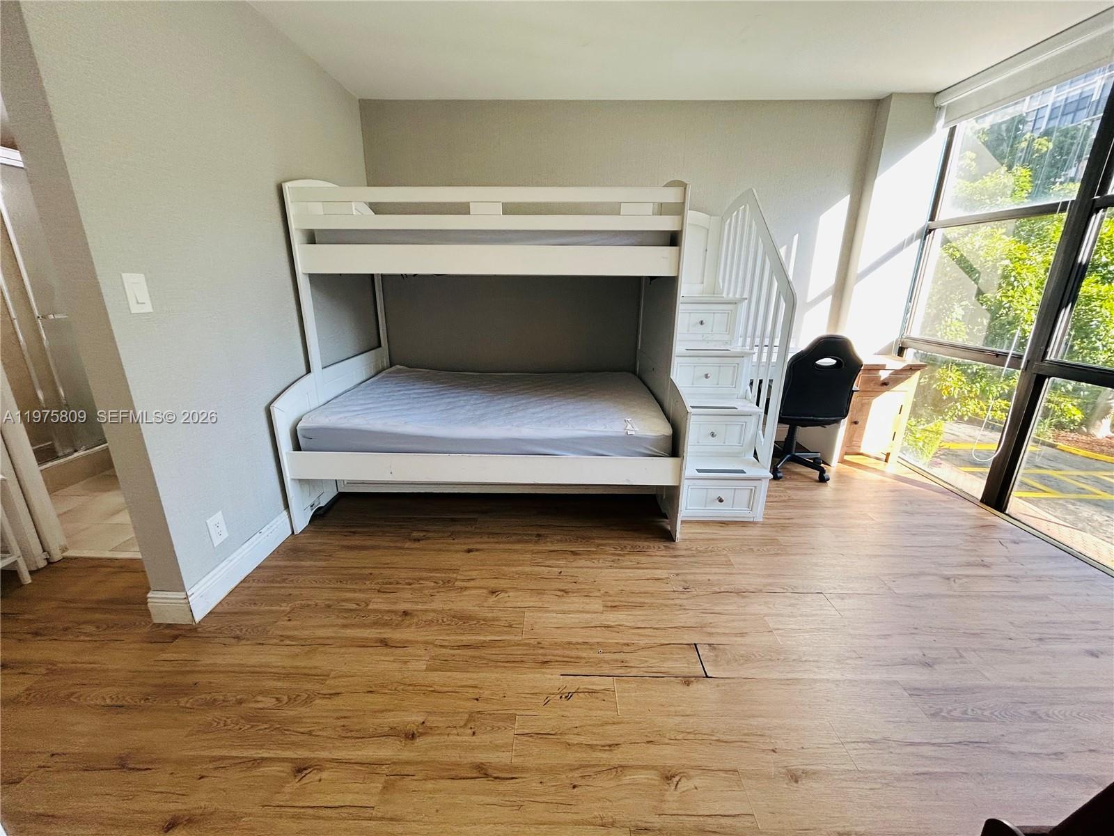 PLAZA OF AMERICAS CONDO - Residential