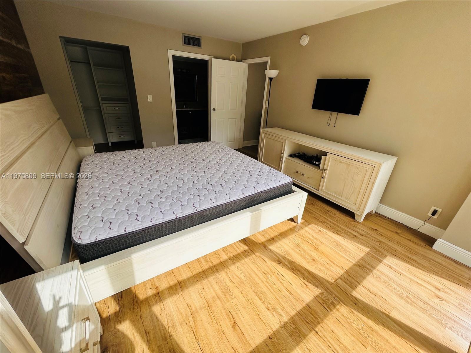 PLAZA OF AMERICAS CONDO - Residential