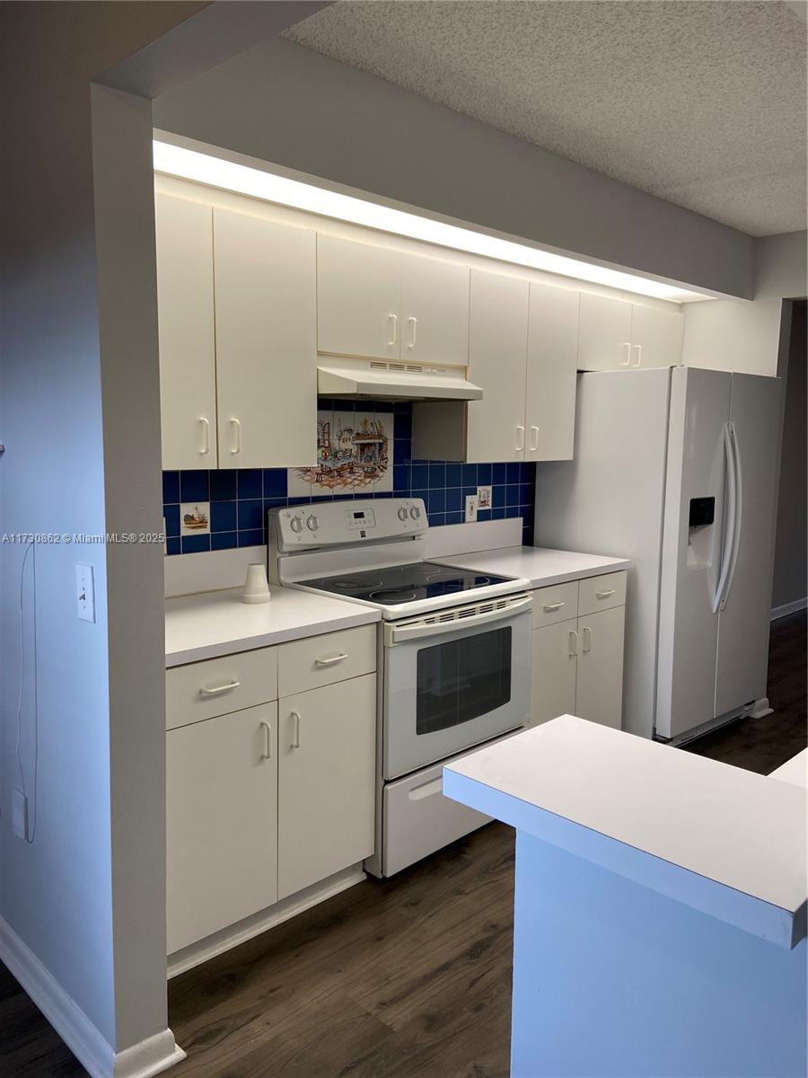 PLYMOUTH AT CENTURY VILLAG - Residential