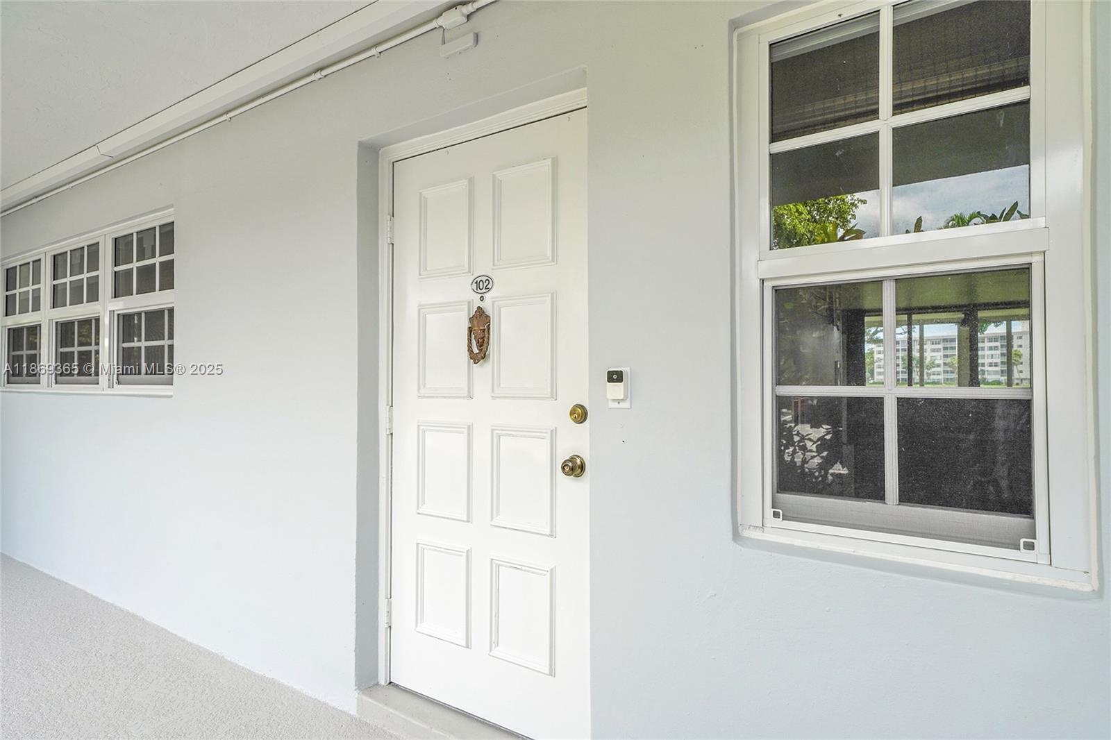 2940 N Course Dr 102