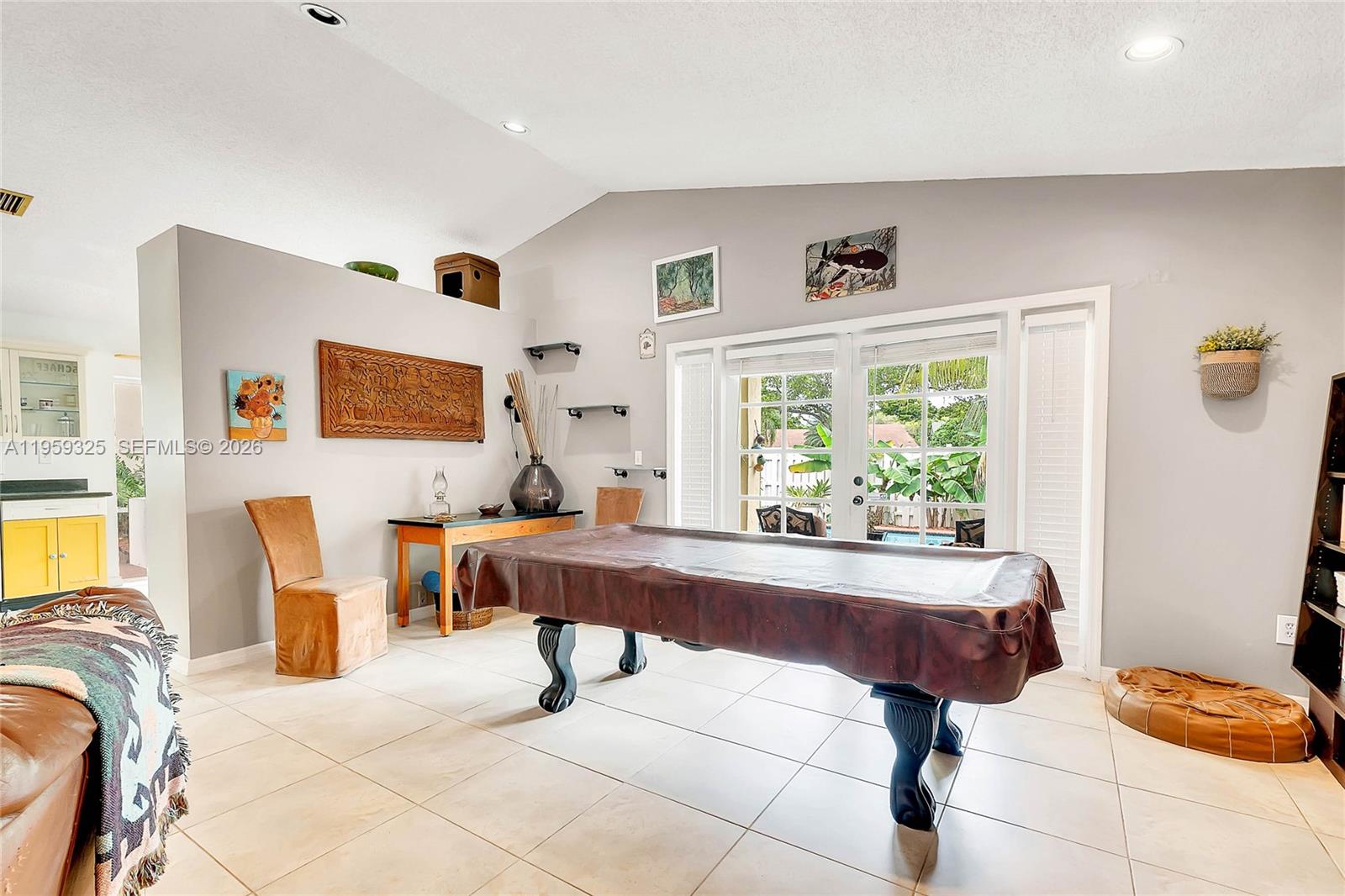 LAKES OF THE MEADOW PATIO - Residential Lease