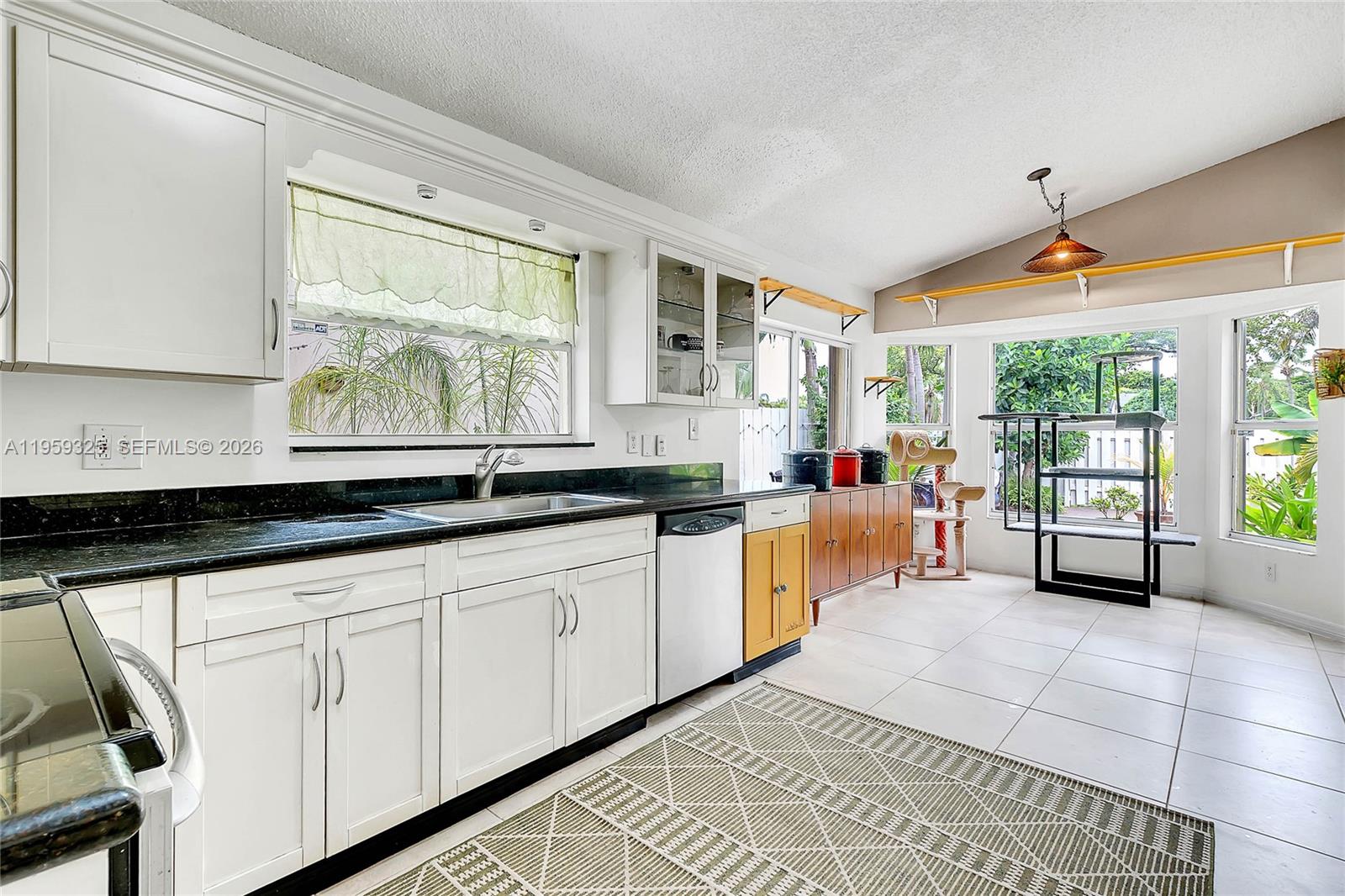 LAKES OF THE MEADOW PATIO - Residential Lease