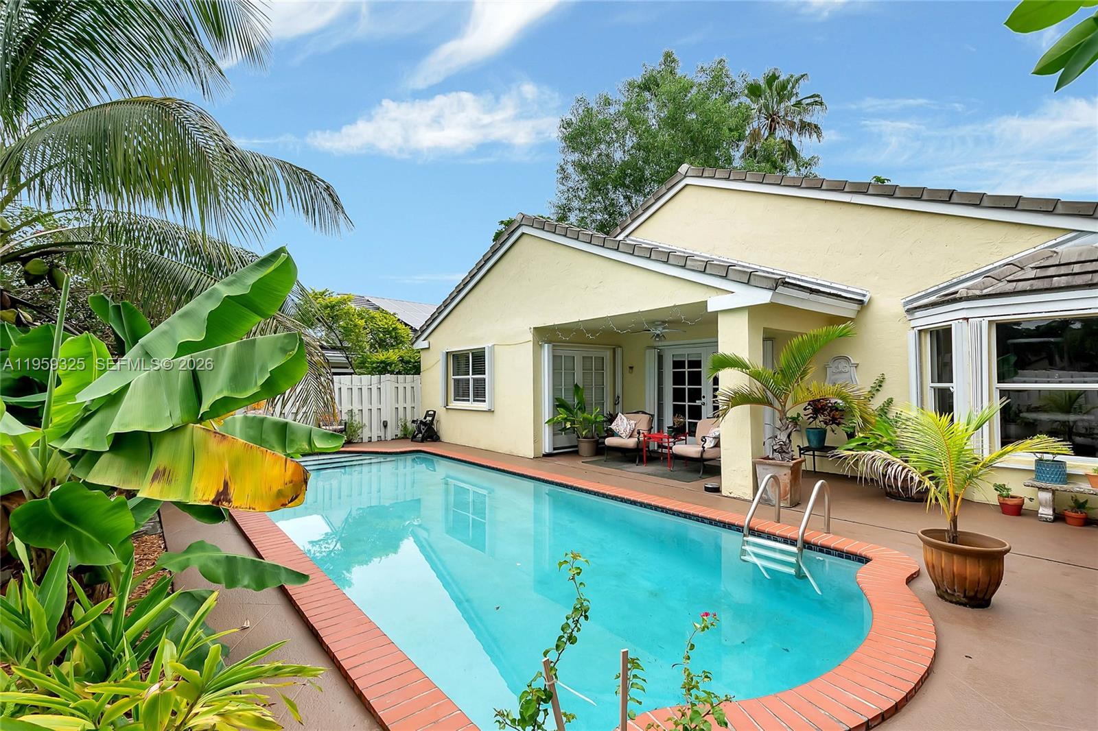 LAKES OF THE MEADOW PATIO - Residential Lease