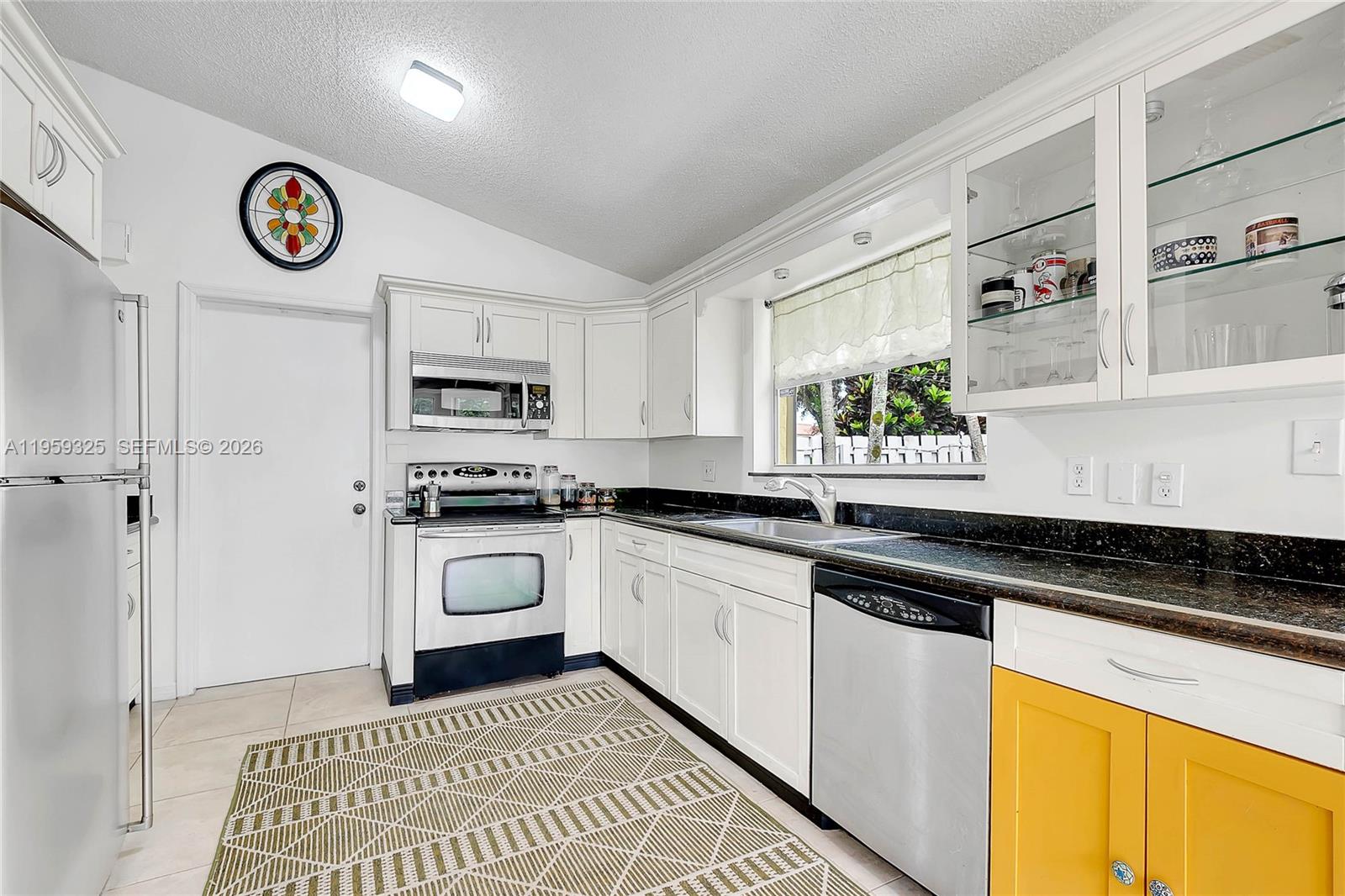 LAKES OF THE MEADOW PATIO - Residential Lease