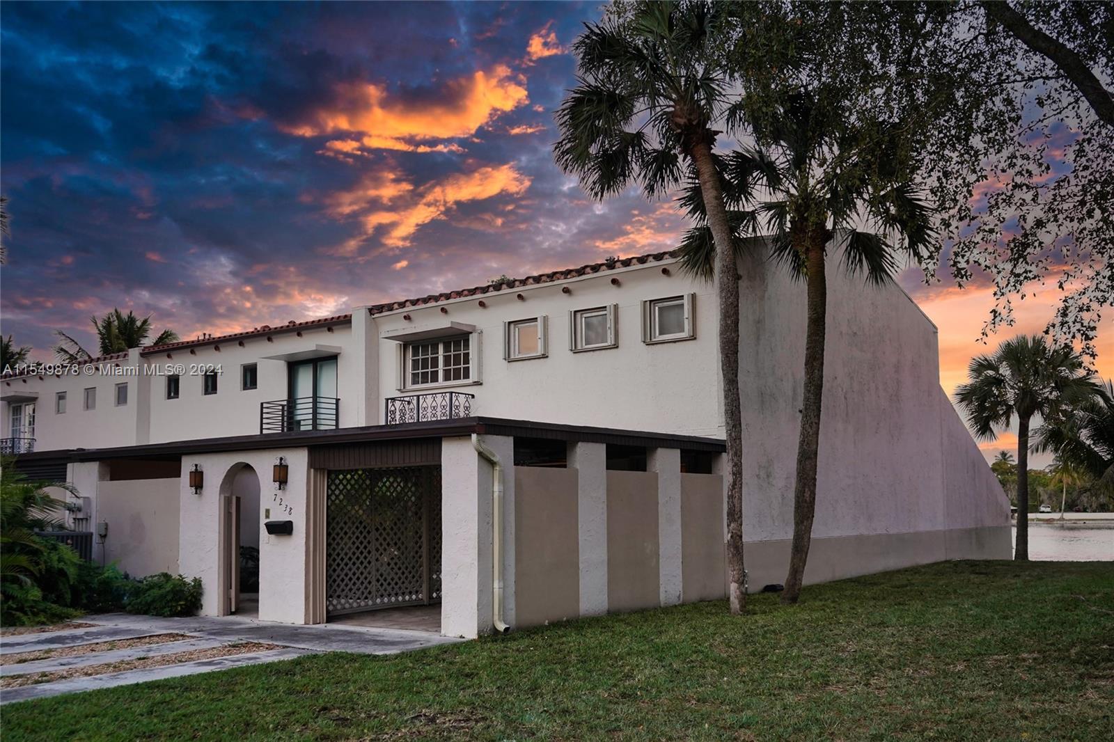 Property for Sale at 7238 Jacaranda Ln Ln, Miami Lakes, Miami-Dade County, Florida - Bedrooms: 3 
Bathrooms: 3  - $649,999