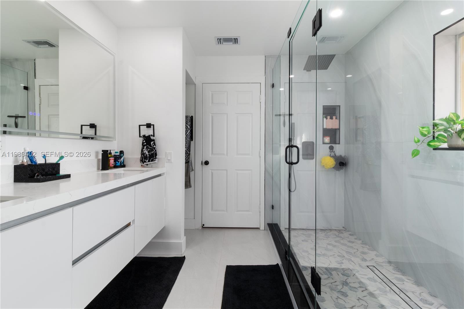 LAGUNA PONDS SEC 2 - Residential