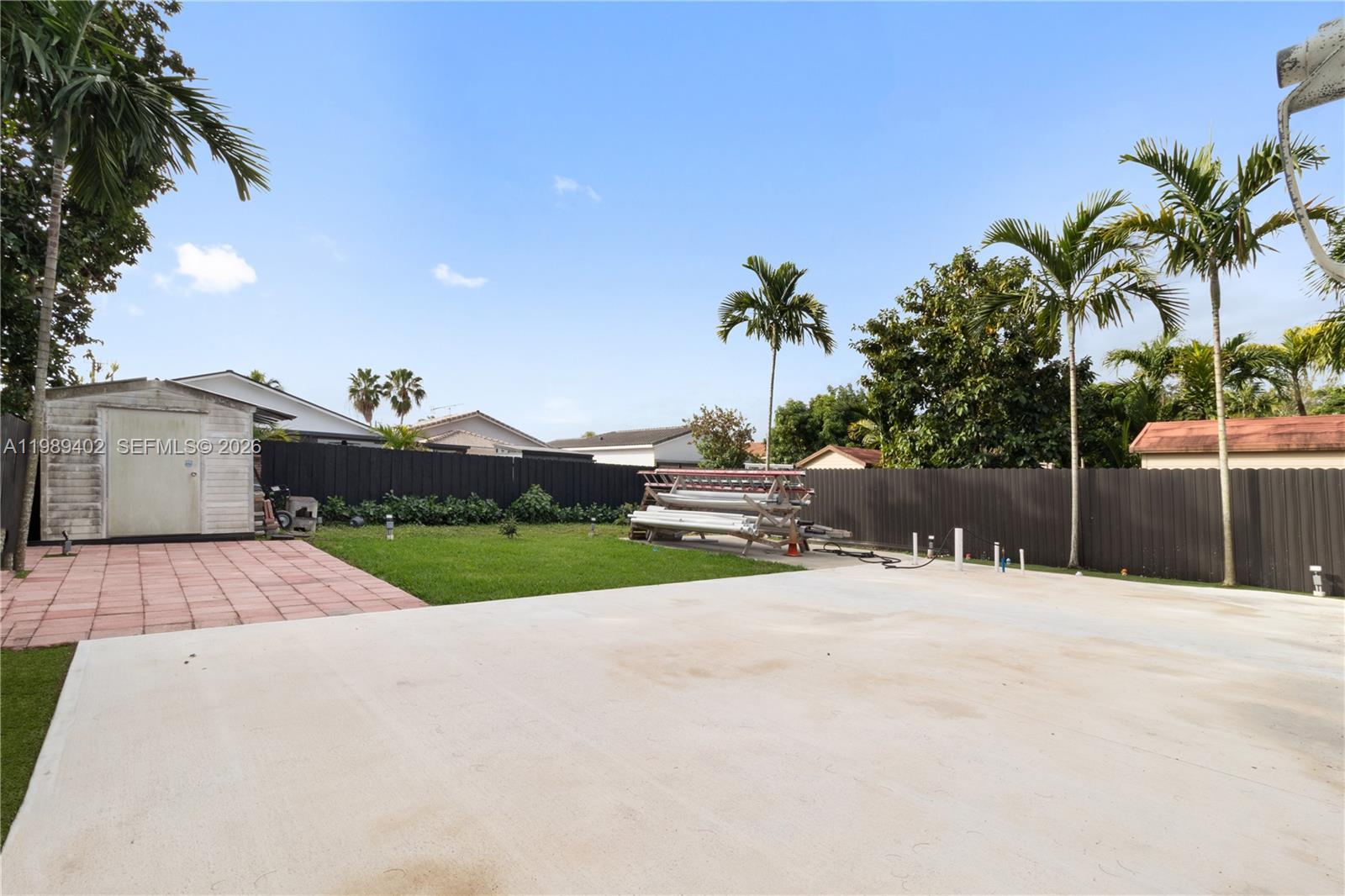 LAGUNA PONDS SEC 2 - Residential