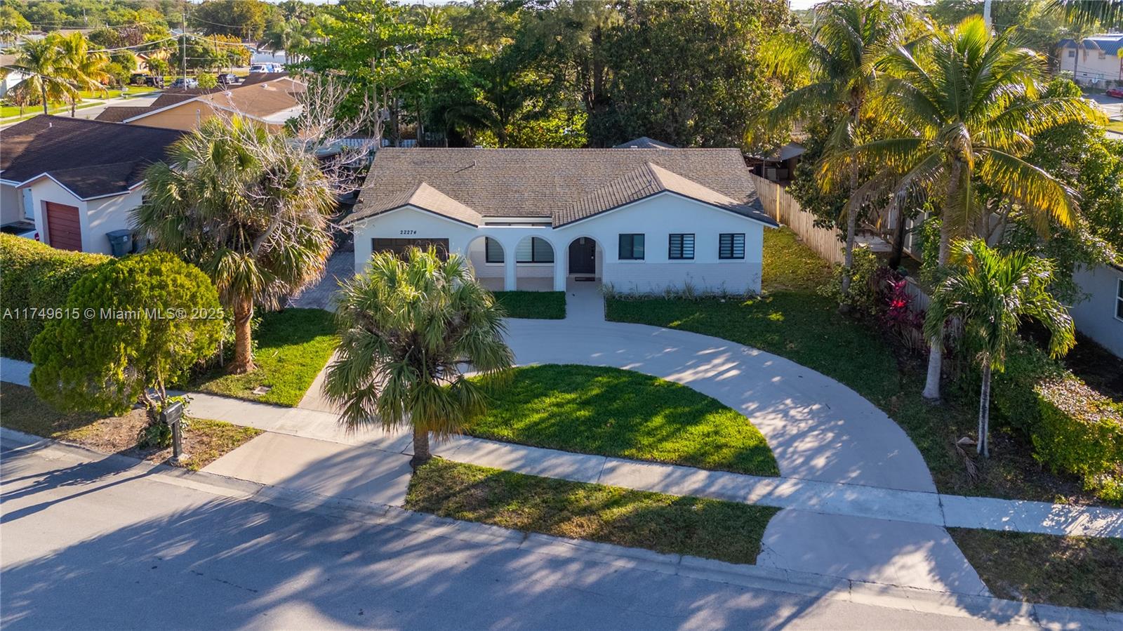 SANDALFOOT COVE SEC 5 - Residential