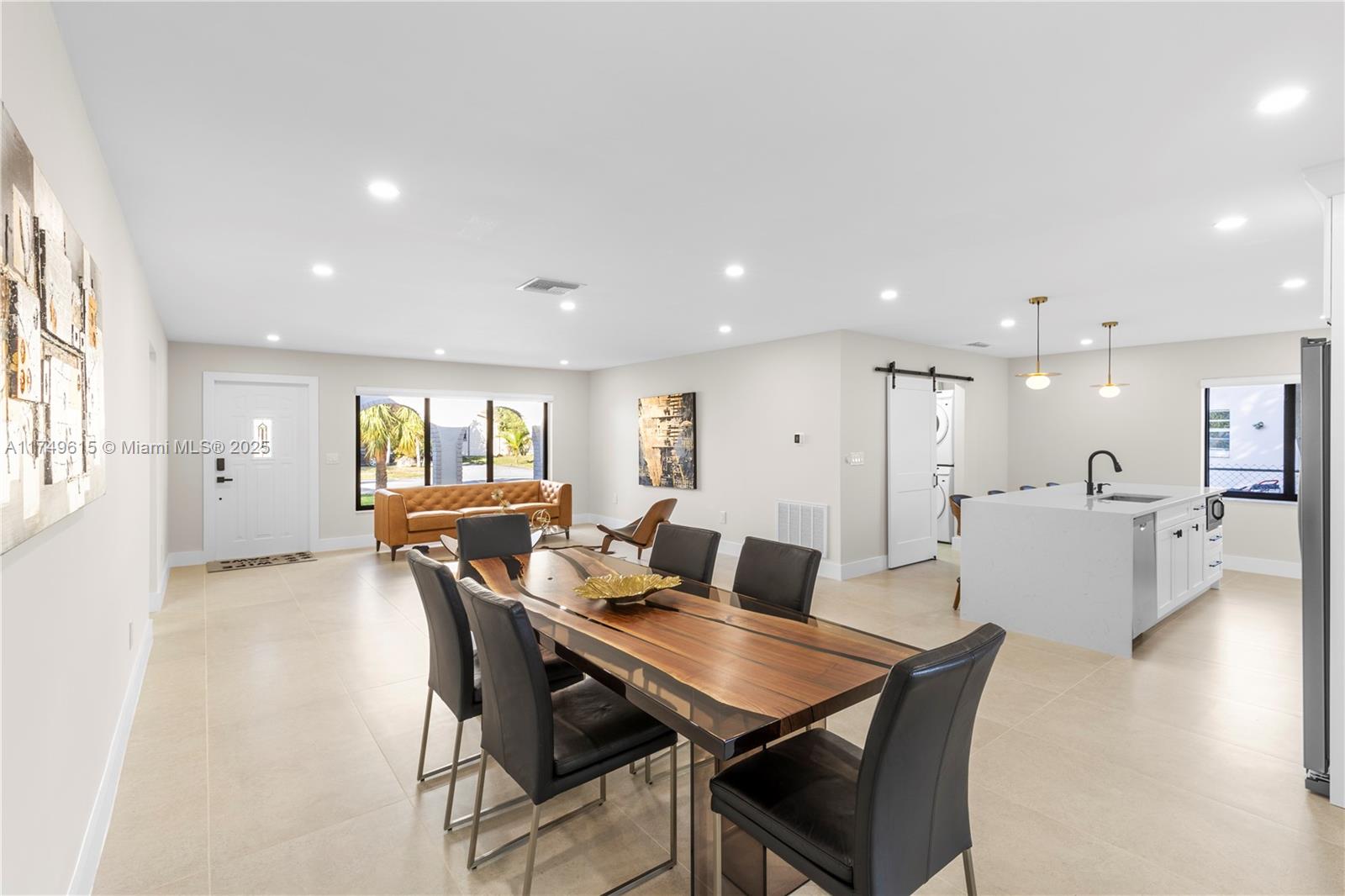 SANDALFOOT COVE SEC 5 - Residential
