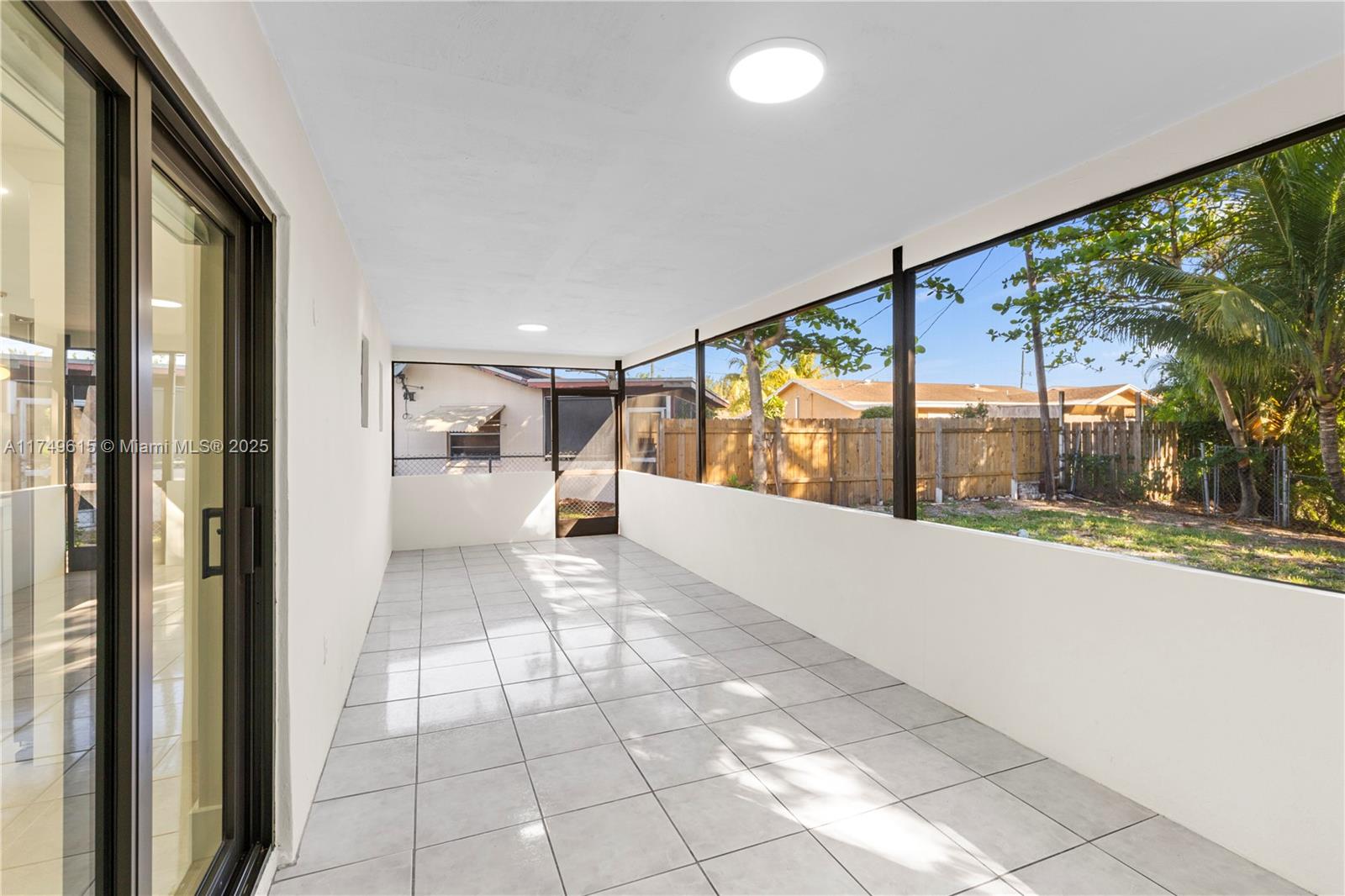 SANDALFOOT COVE SEC 5 - Residential