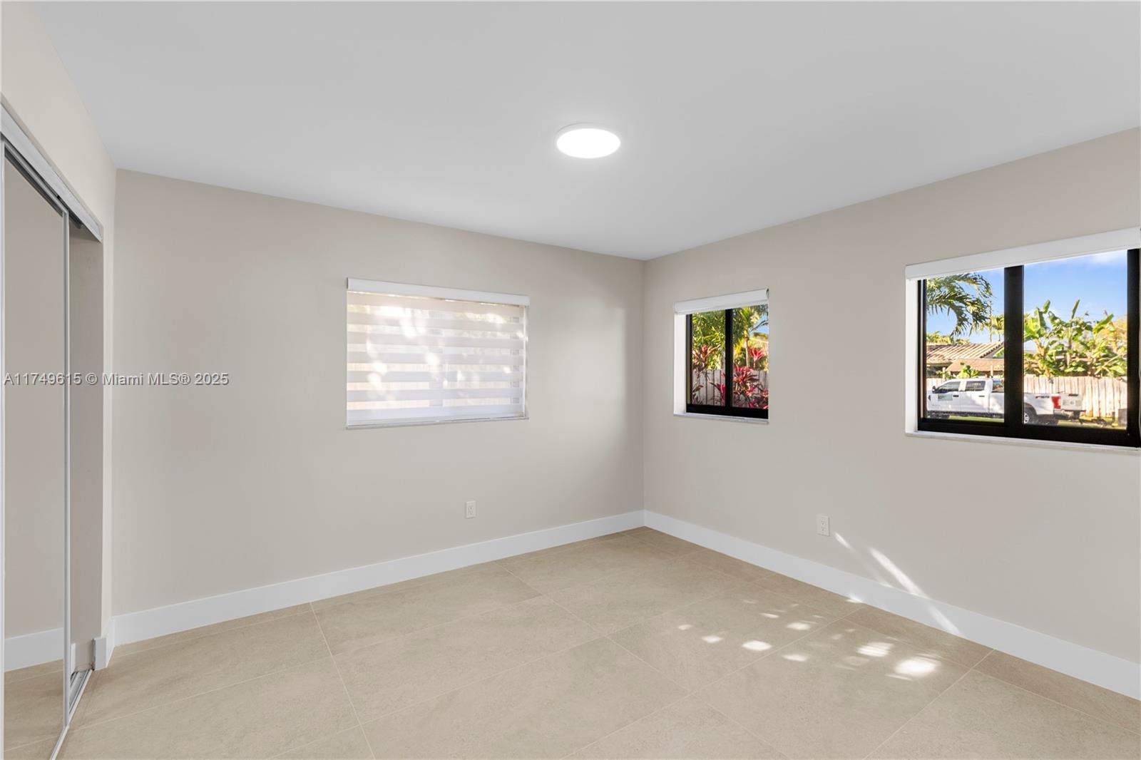 SANDALFOOT COVE SEC 5 - Residential