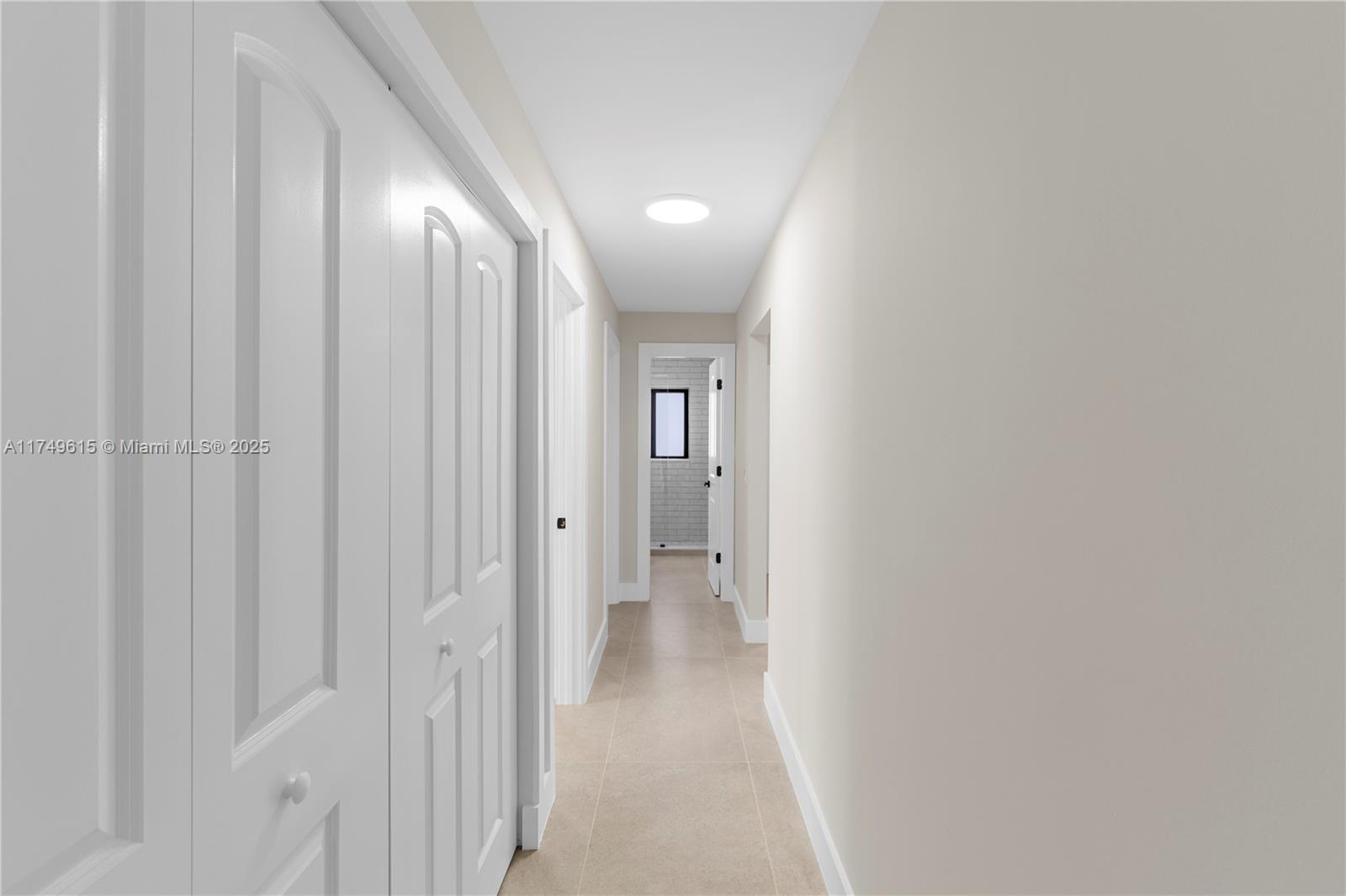 SANDALFOOT COVE SEC 5 - Residential