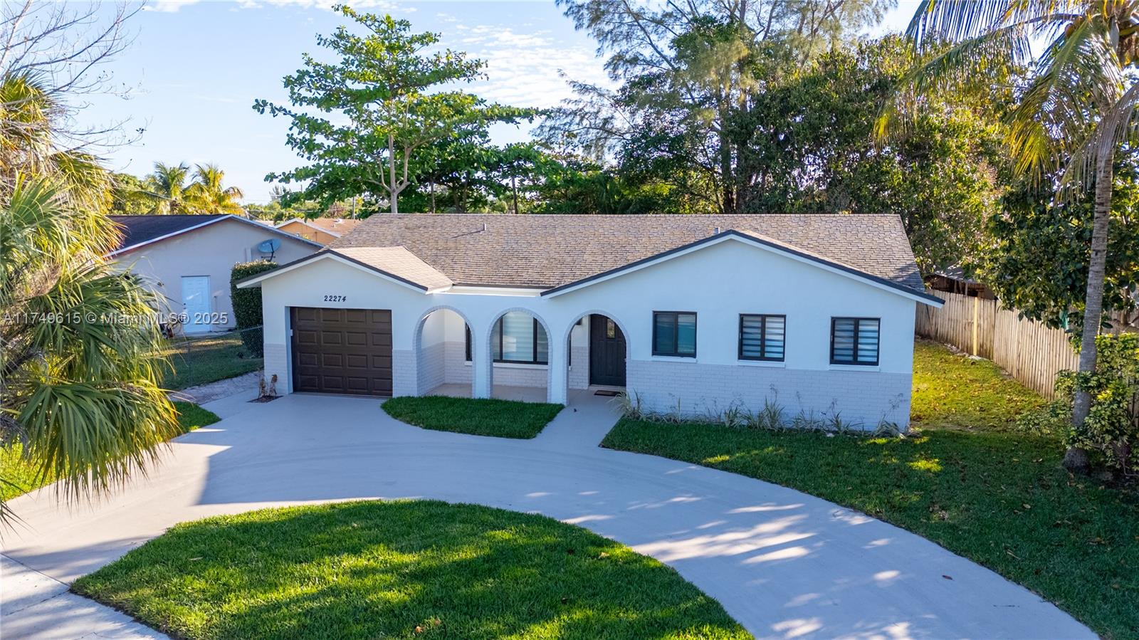 SANDALFOOT COVE SEC 5 - Residential