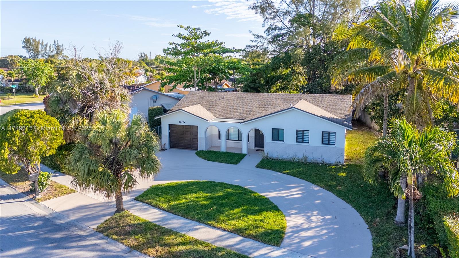 SANDALFOOT COVE SEC 5 - Residential