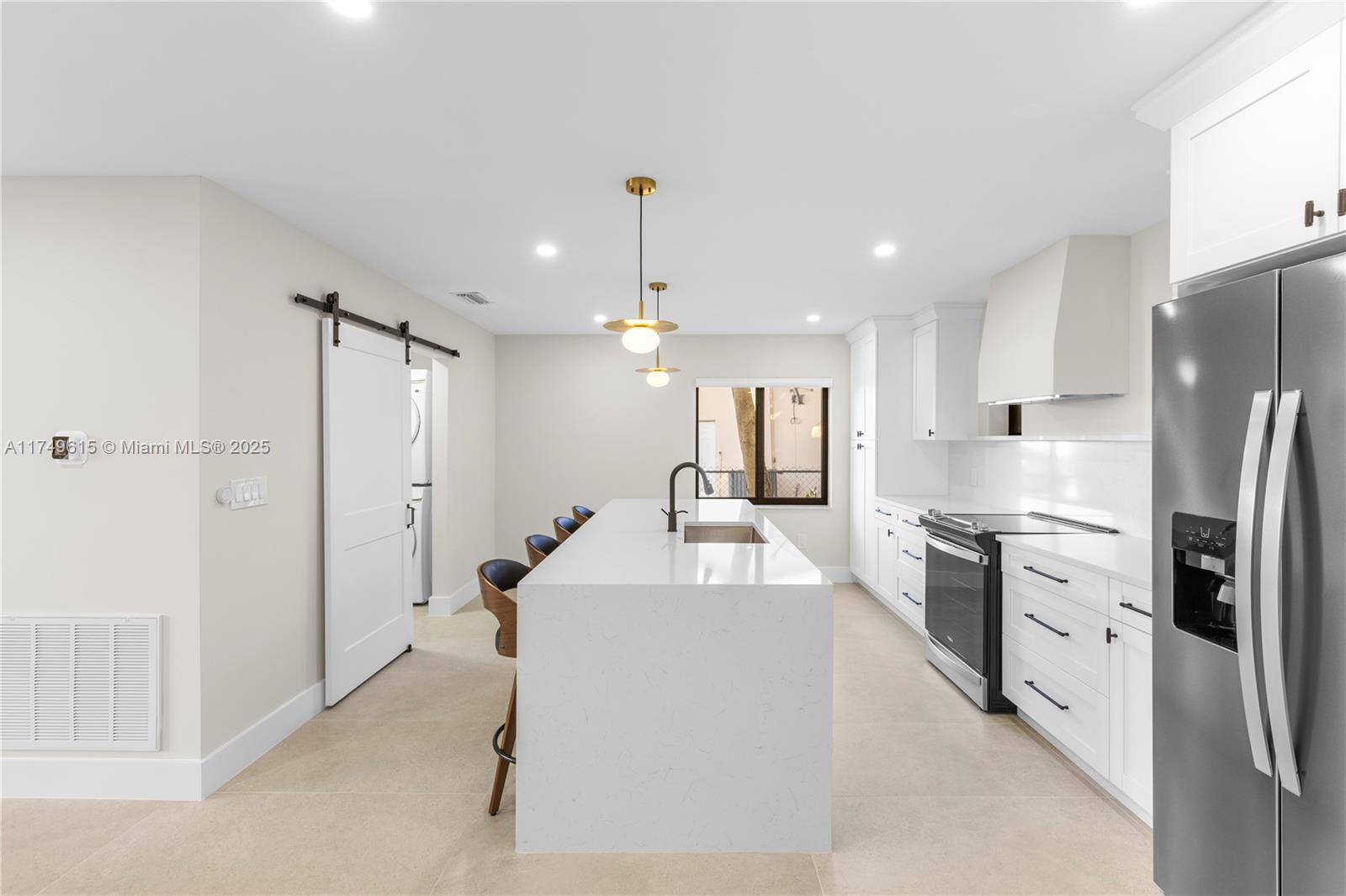 SANDALFOOT COVE SEC 5 - Residential