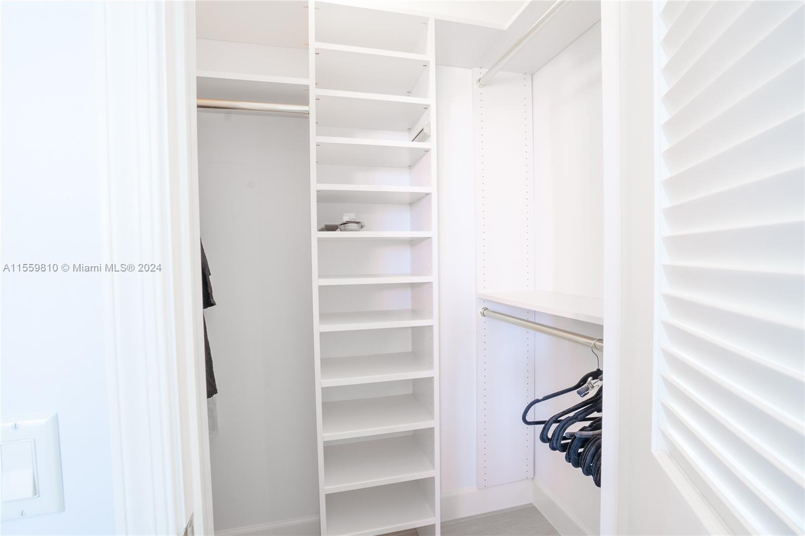 OCEAN TOWERS CONDO APTS - Residential