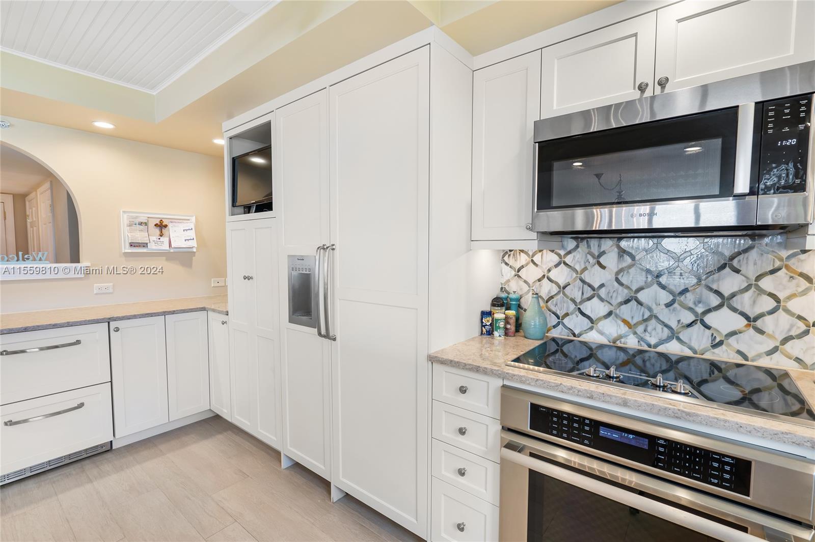 OCEAN TOWERS CONDO APTS - Residential