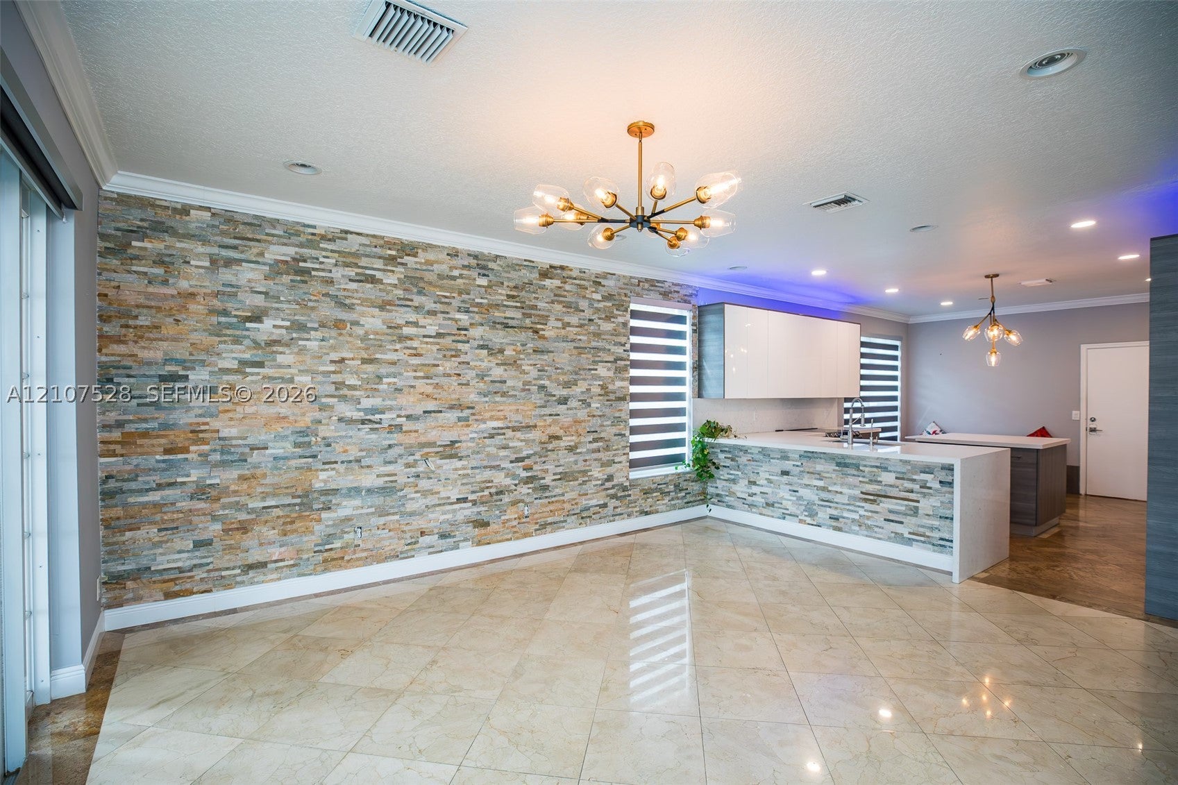 1593 SW 189th Ave