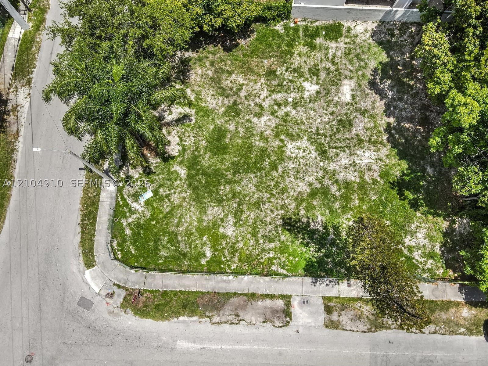 2895 NW 45th St