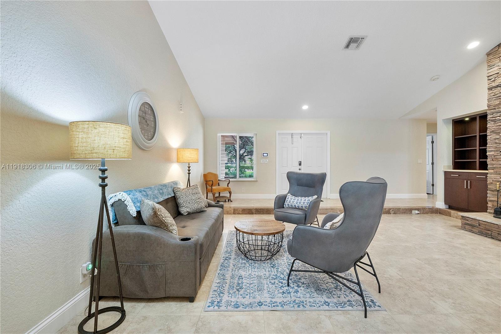 PINE RIDGE - Residential Lease