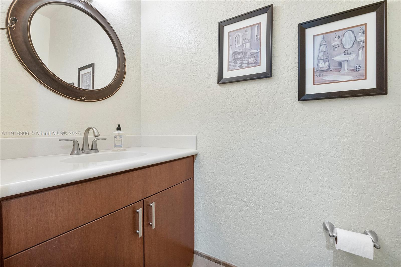 PINE RIDGE - Residential Lease