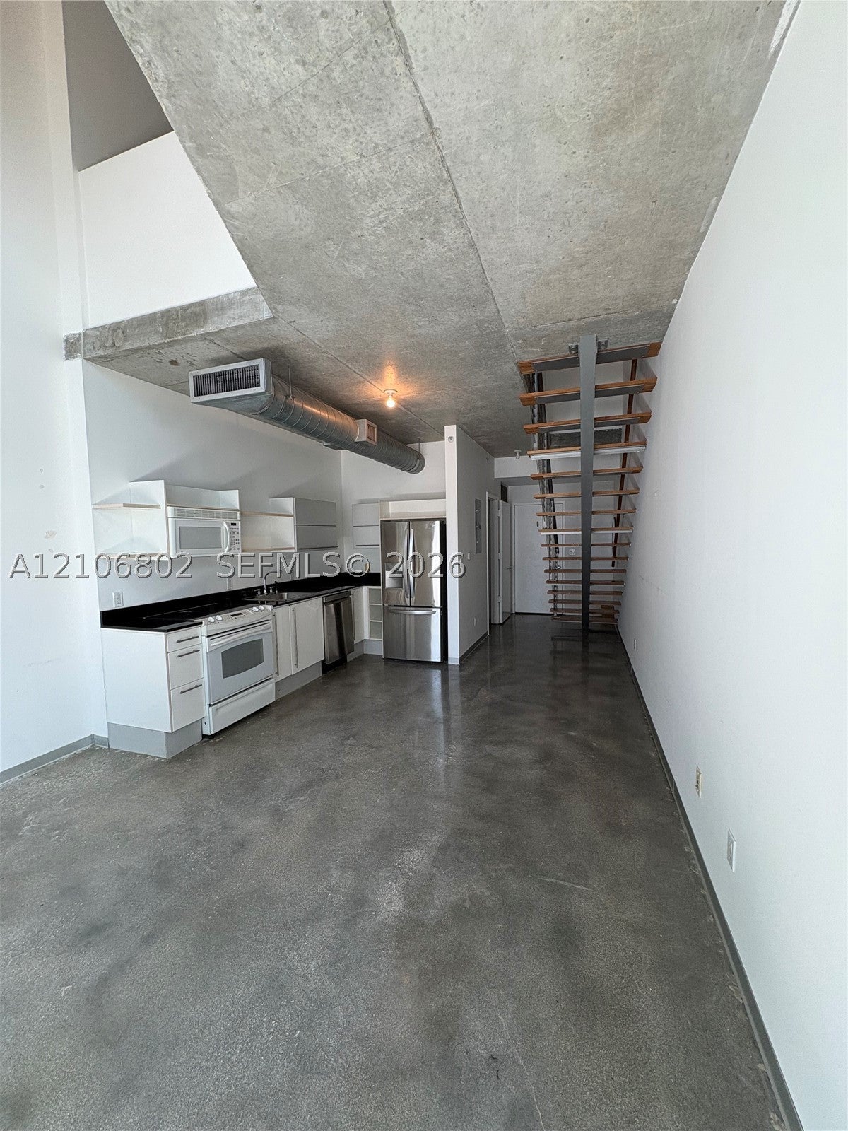 690 SW 1st Ct