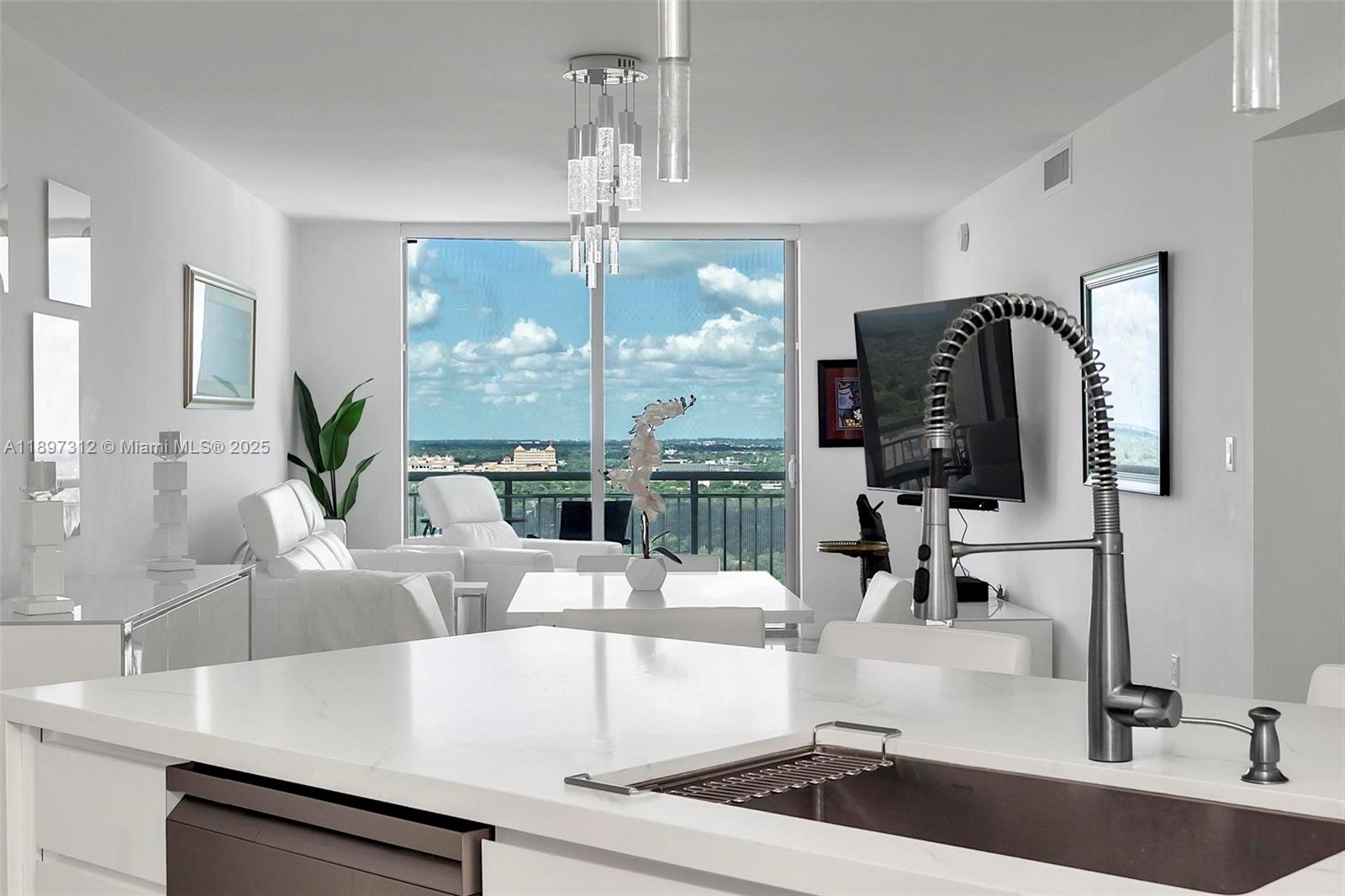 METROPOLIS II AT DADELAND - Residential