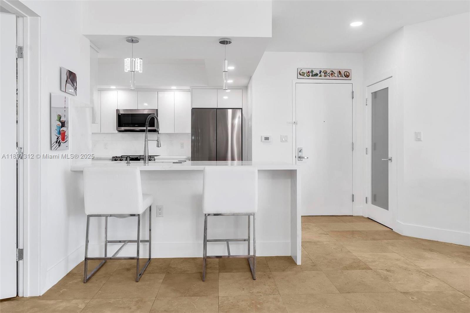 METROPOLIS II AT DADELAND - Residential