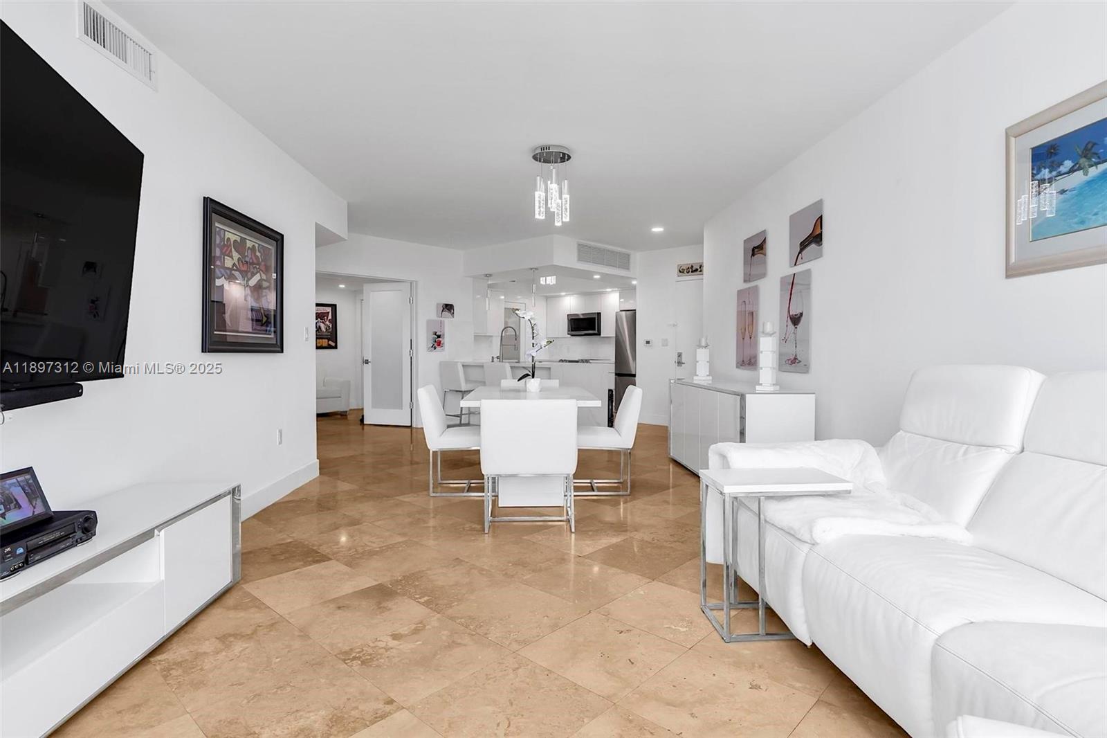METROPOLIS II AT DADELAND - Residential