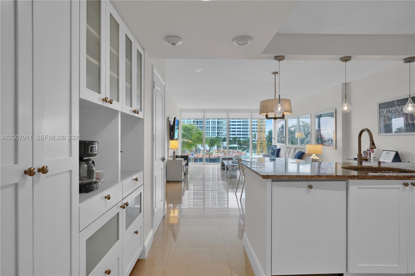 HARBOUR HOUSE - Residential