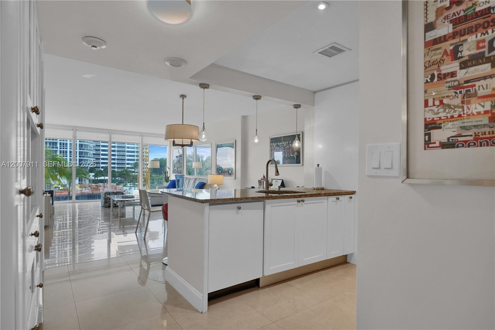HARBOUR HOUSE - Residential