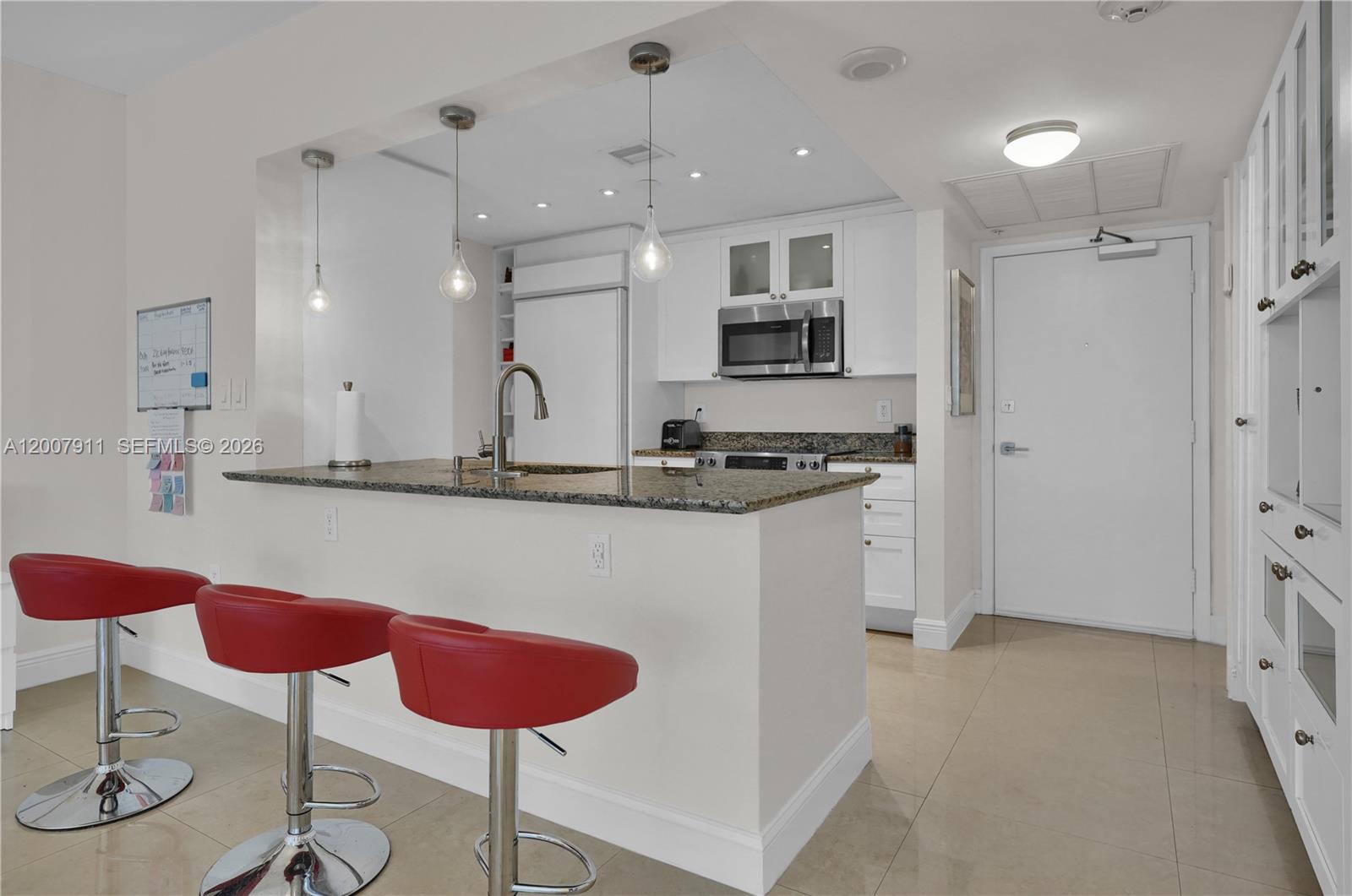 HARBOUR HOUSE - Residential