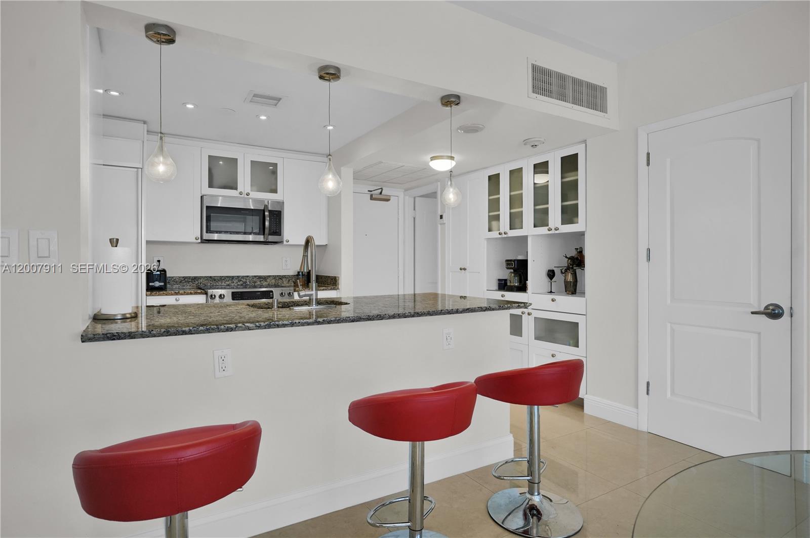 HARBOUR HOUSE - Residential