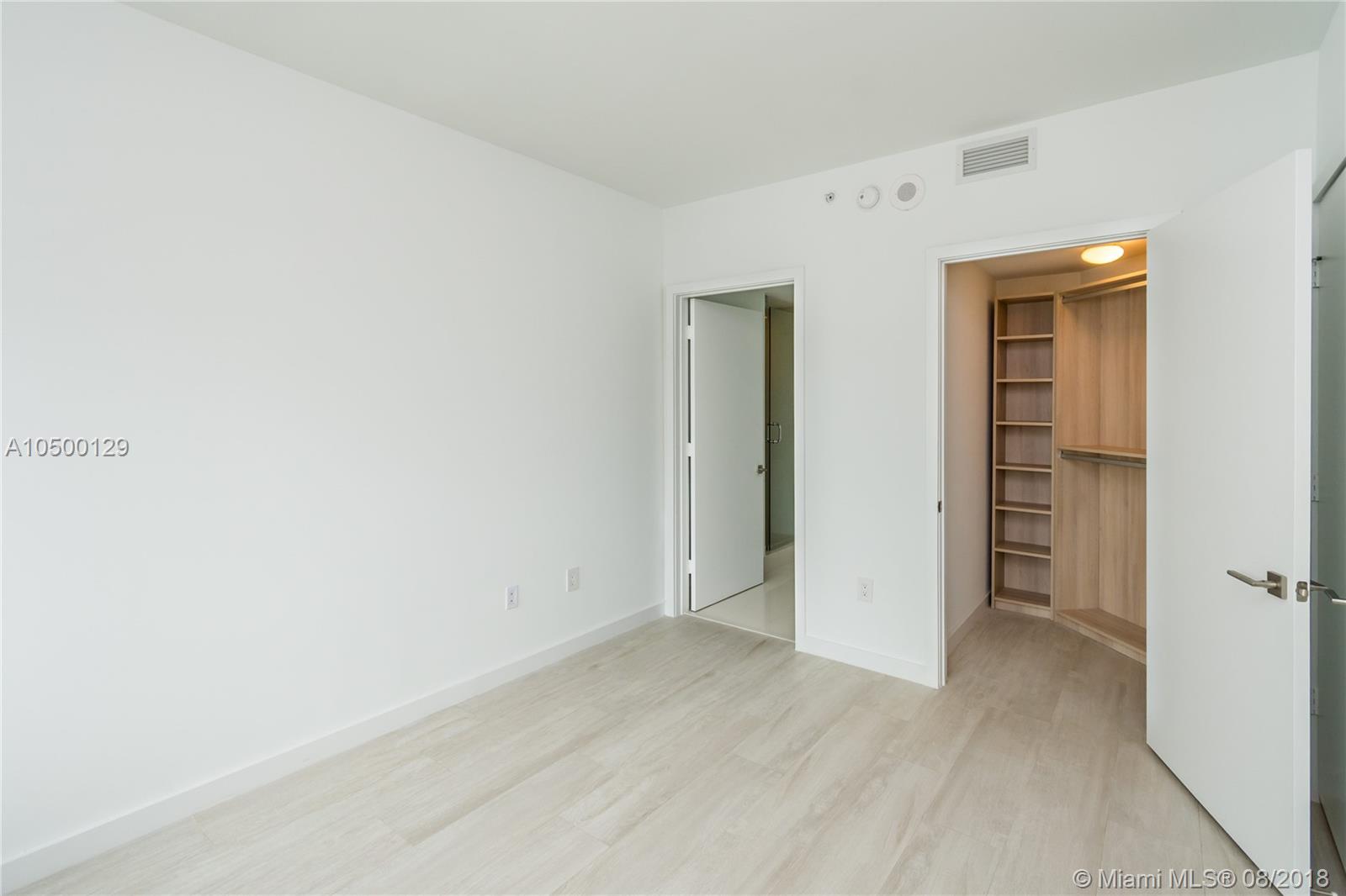 Paraiso Bay - Residential Lease