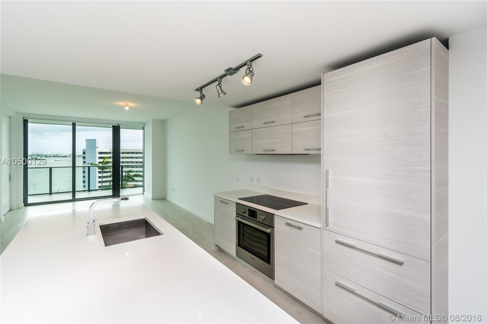 Paraiso Bay - Residential Lease