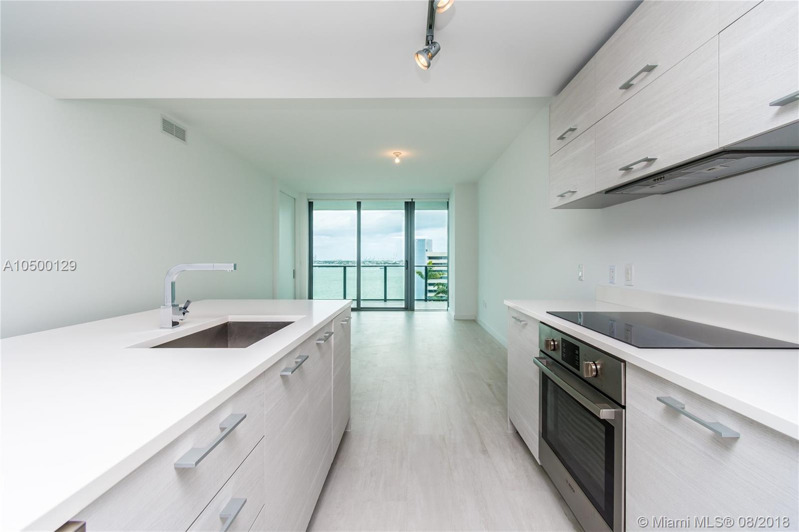 Paraiso Bay - Residential Lease