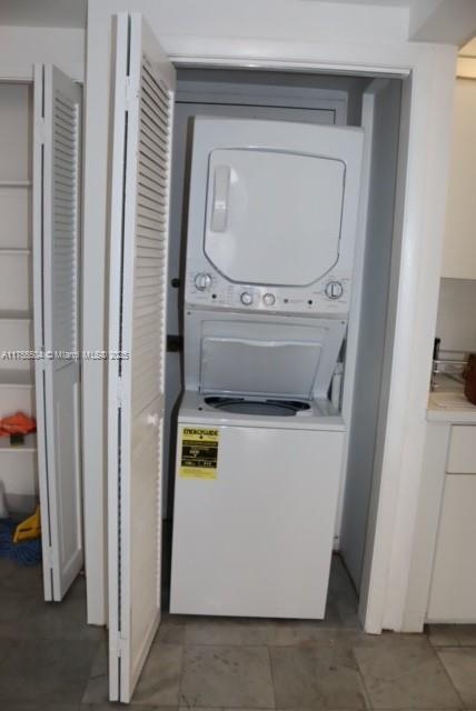 CRICKET CLUB CONDO - Residential