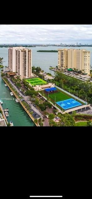 CRICKET CLUB CONDO - Residential