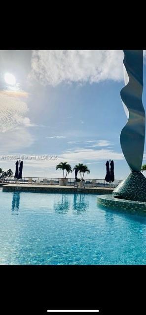 CRICKET CLUB CONDO - Residential