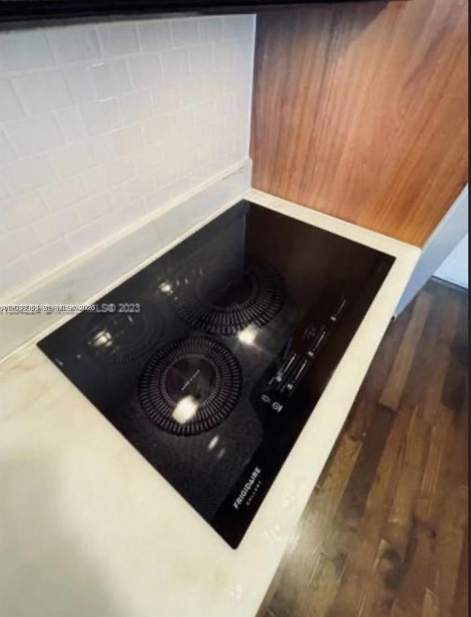 50 BISCAYNE CONDO - Residential