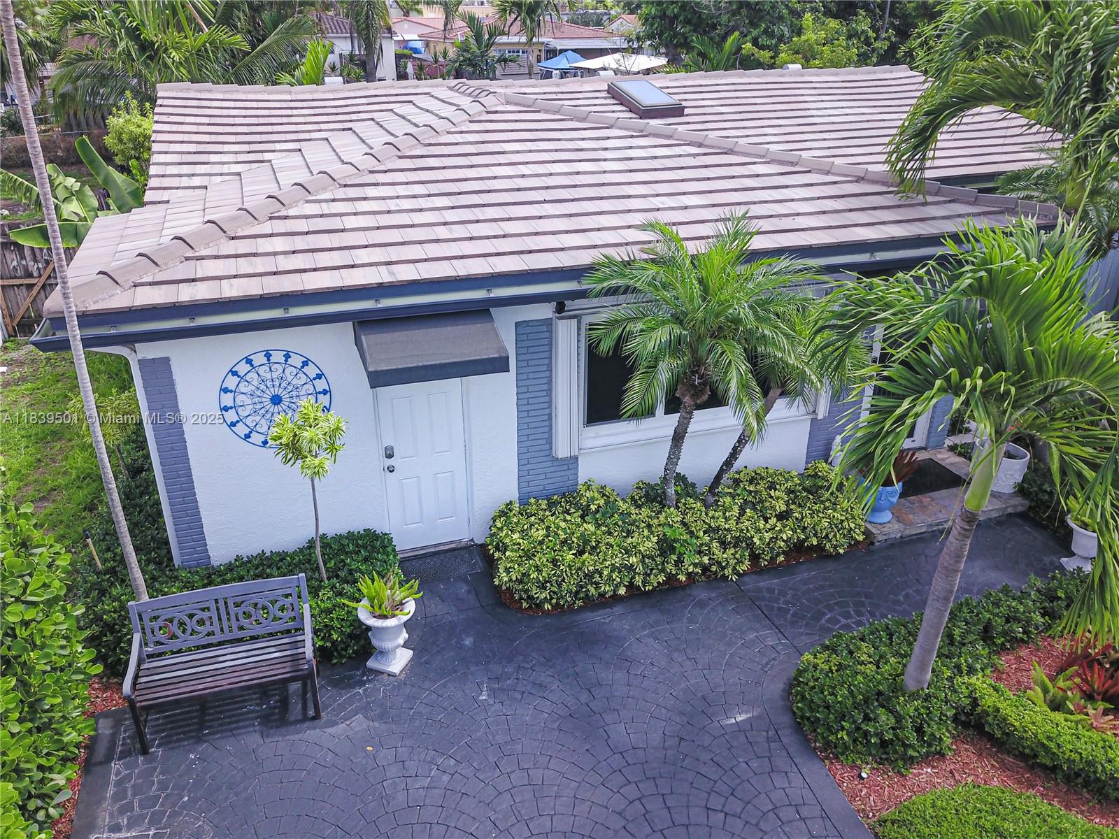 DIXIE GARDENS - Residential